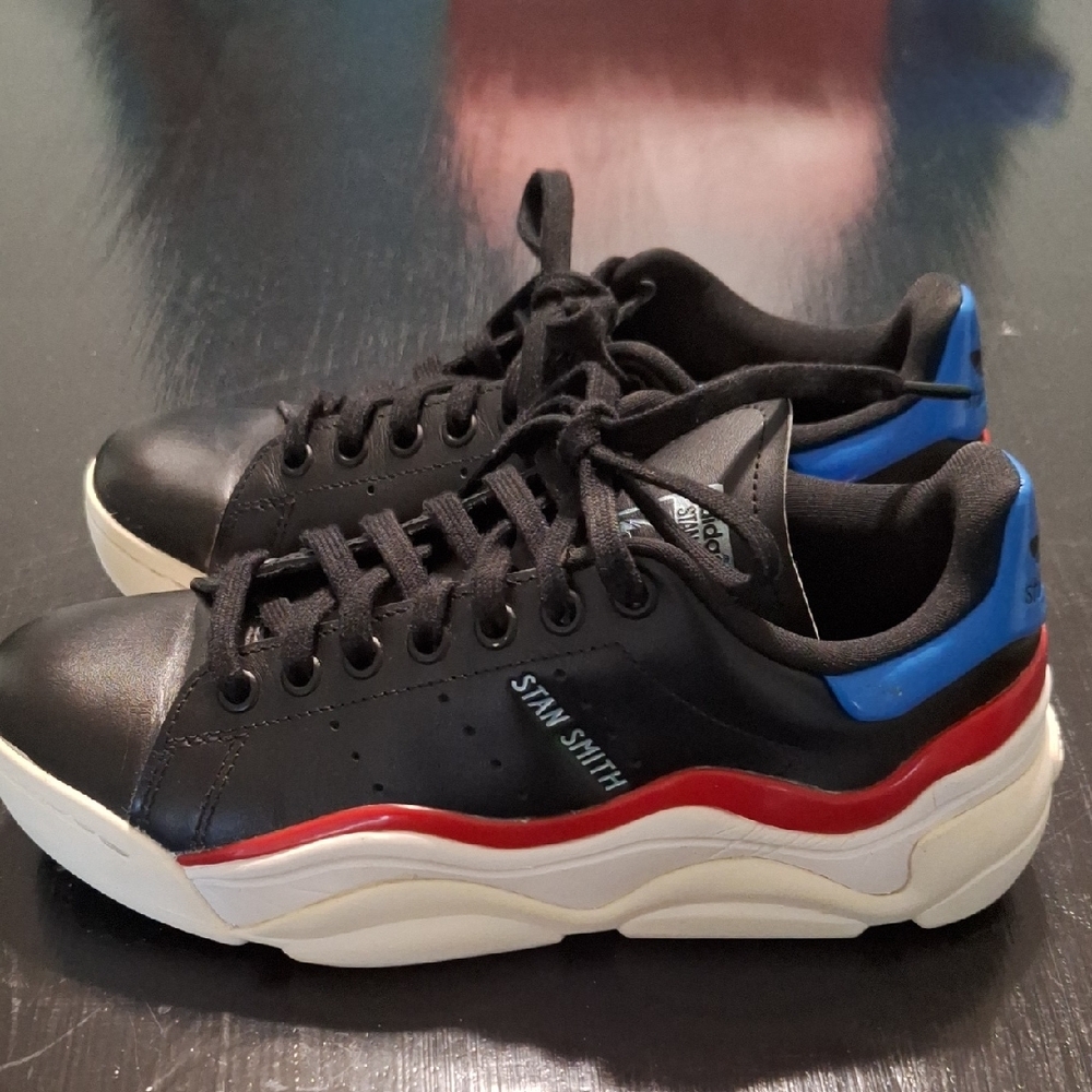 Adidas Stan Smith Black Sneakers with Red and Blue Details